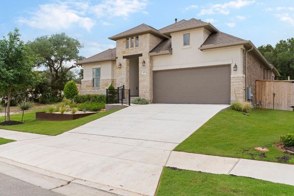 Attached, Exterior, Facade, Mediterranean