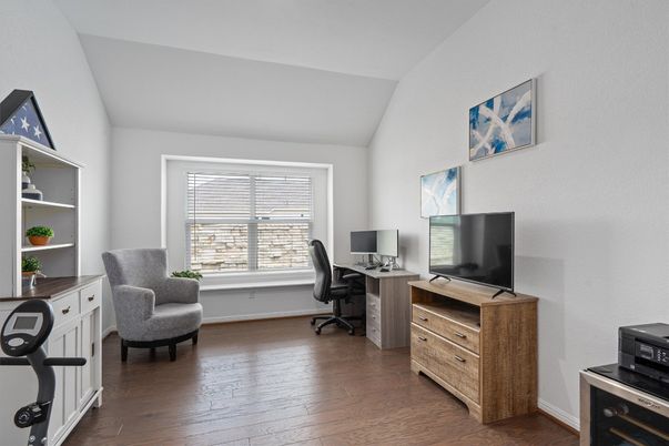 Fitness Equipment, Home Office, Interior, Wood Texture Flooring
