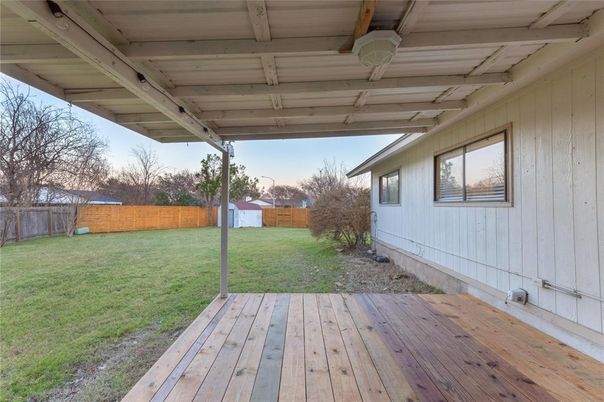 Backyard, Exterior
