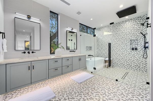 Bathroom, Dual Sink Vanities, Free Standing Baths, Glass Shower, Interior, Recessed Lighting