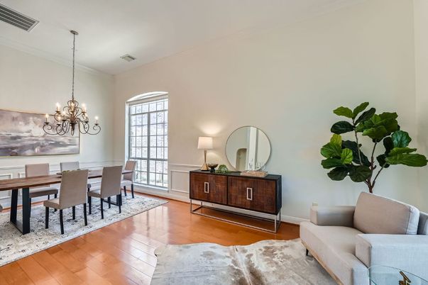 Chandelier, Dining room, Interior, Wood Texture Flooring