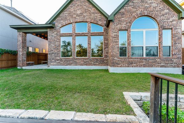 Backyard, Exterior, Facade, Brick Facade, Brick Traditional