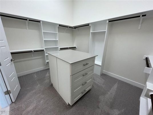 Interior, Walk-in Closets