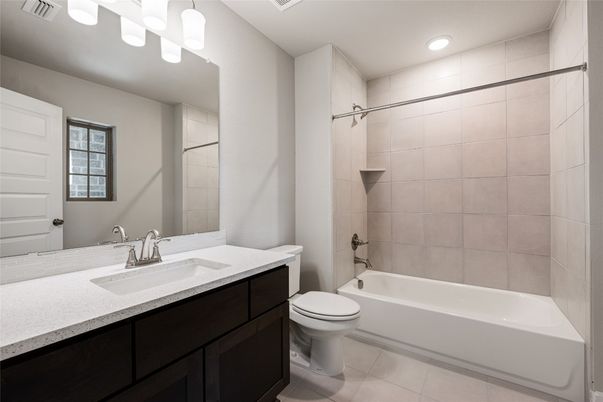 Bathroom, Interior, Recessed Lighting