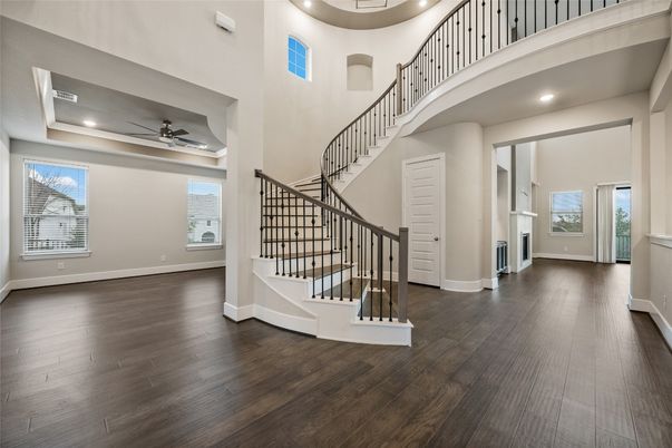 Interior, Recessed Lighting, Wood Texture Flooring