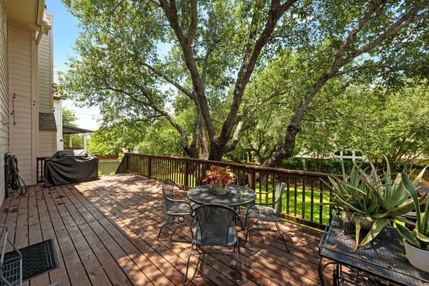 Exterior, Wood Texture Flooring