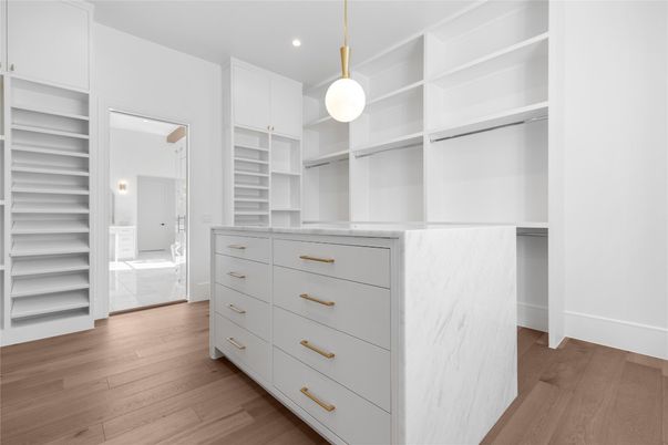 Interior, Pendant Lights, Recessed Lighting, Walk-in Closets, Wood Texture Flooring