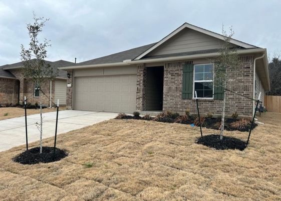 Attached, Exterior, Facade, Brick Facade, Ranch