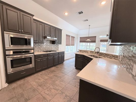 Interior, Kitchen, Pendant Lights, Recessed Lighting, Stainless Steel Appliances