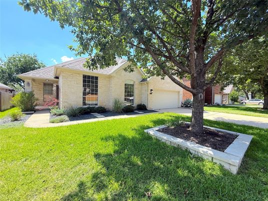 Attached, Backyard, Exterior, Facade, Brick Facade, Ranch
