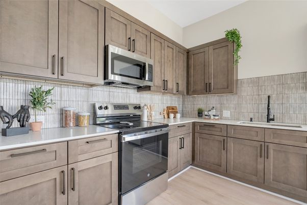Interior, Kitchen, Stainless Steel Appliances, Wood Texture Flooring