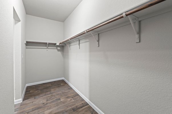 Interior, Walk-in Closets, Wood Texture Flooring