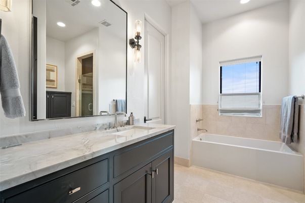 Bathroom, Interior, Recessed Lighting