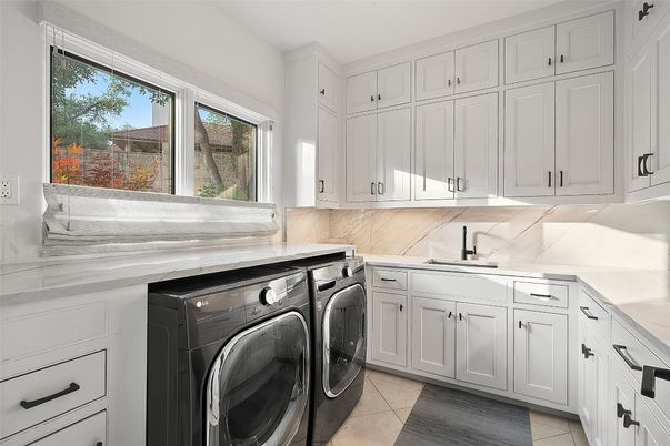 Interior, Washer