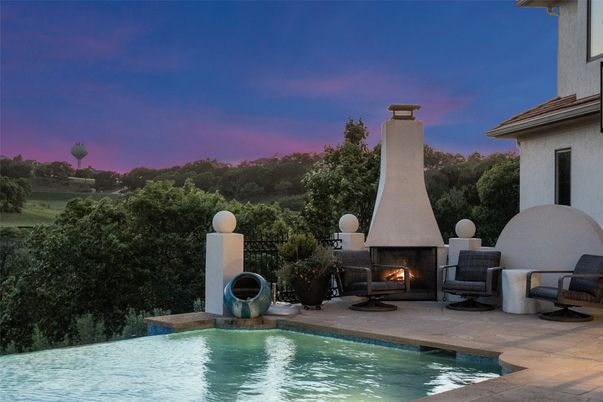 Exterior, Fireplace, Pool