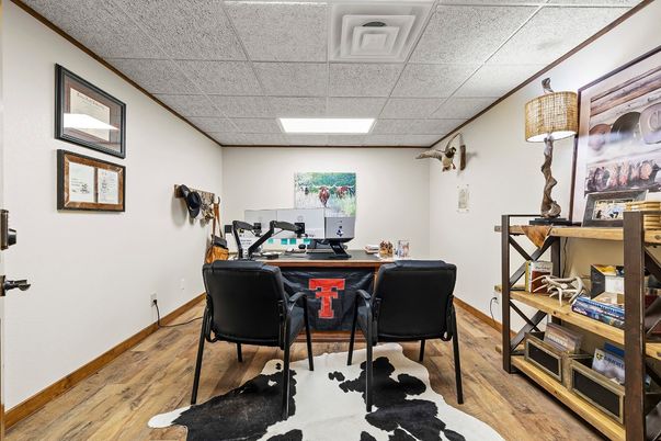 Home Office, Interior, Recessed Lighting, Wood Texture Flooring