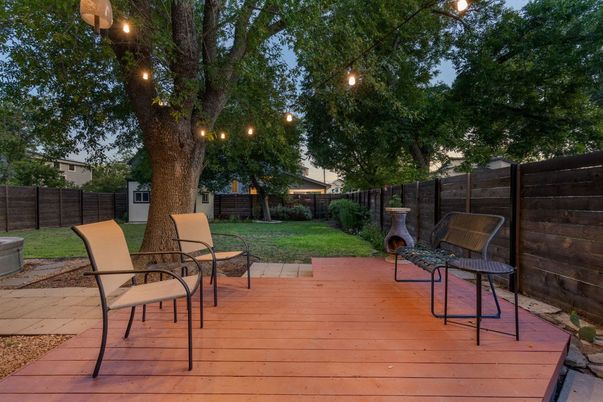Backyard, Exterior