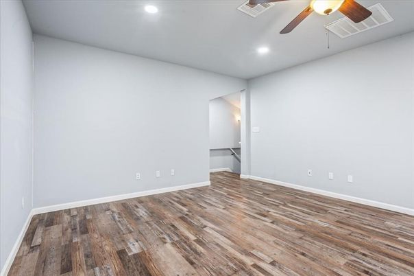Empty room, Interior, Recessed Lighting, Wood Texture Flooring