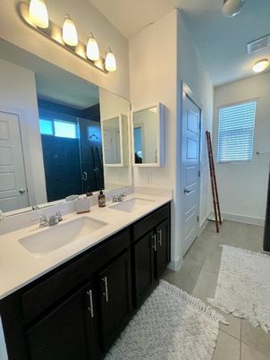 Bathroom, Dual Sink Vanities, Interior