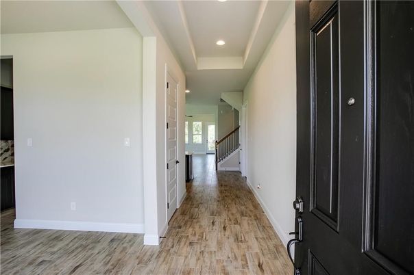 Interior, Recessed Lighting, Wood Texture Flooring
