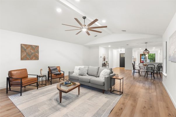 Dining room, Interior, Living room, Pendant Lights, Recessed Lighting, Wood Texture Flooring