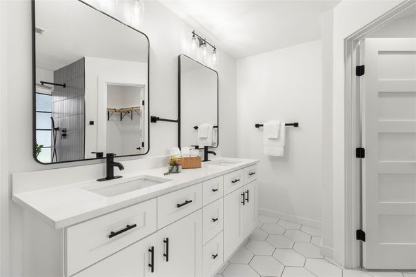 Bathroom, Dual Sink Vanities, Interior