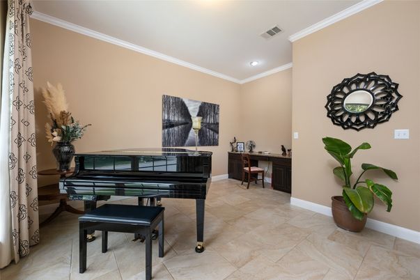 Interior, Piano, Recessed Lighting