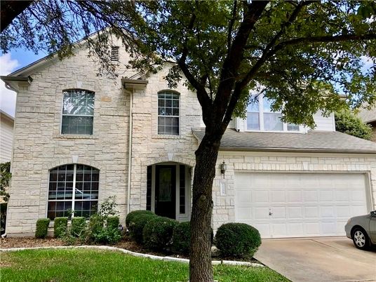 Attached, Exterior, Facade, Brick Traditional
