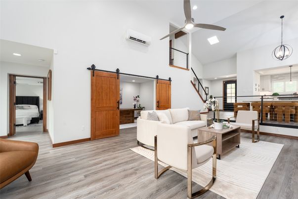 Interior, Living room, Pendant Lights, Recessed Lighting, Wood Texture Flooring
