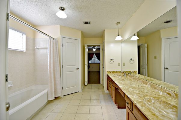 Bathroom, Dual Sink Vanities, Interior, Pendant Lights