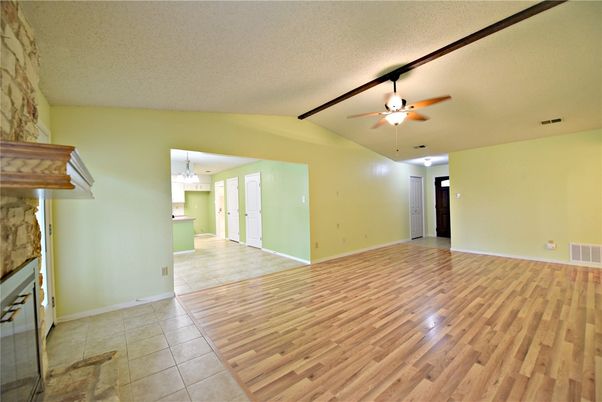 Empty room, Interior, Pendant Lights, Wood Texture Flooring