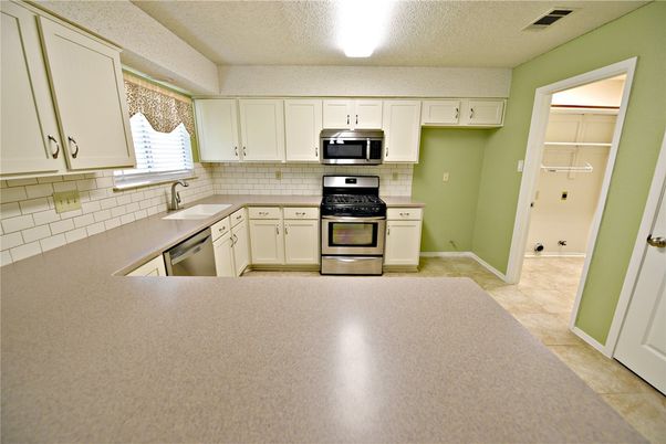 Interior, Kitchen, Stainless Steel Appliances