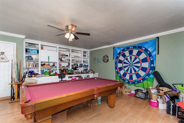 Billiard Table, Game Room, Interior, Wood Texture Flooring