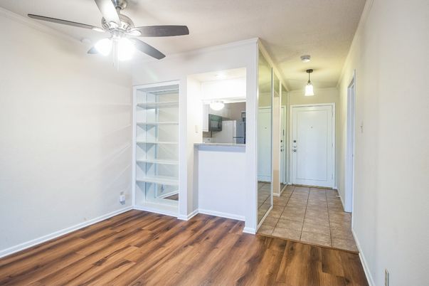 Empty room, Interior, Walk-in Closets, Wood Texture Flooring