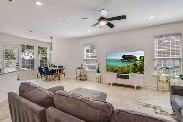 Dining room, Interior, Living room, Pendant Lights, Recessed Lighting