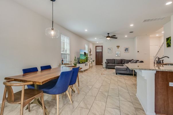 Dining room, Interior, Living room, Pendant Lights, Recessed Lighting
