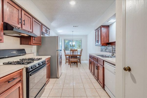Dining room, Interior, Kitchen, Pendant Lights, Recessed Lighting