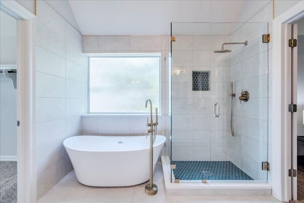 Bathroom, Free Standing Baths, Glass Shower, Interior