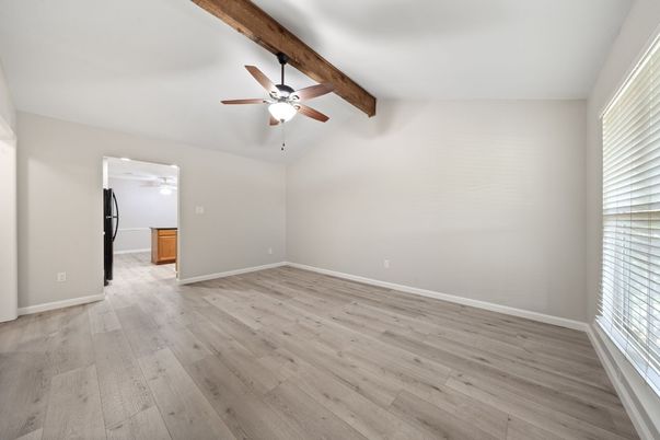 Empty room, Interior, Wooden Beams, Wood Texture Flooring