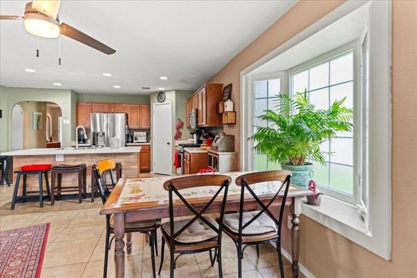 Dining room, Interior, Kitchen, Recessed Lighting, Stainless Steel Appliances