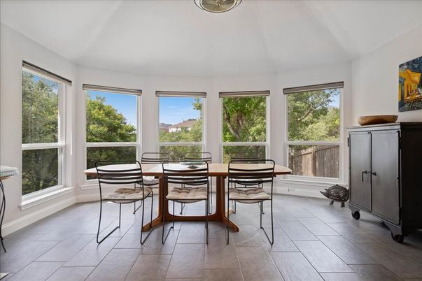 Dining room, Interior