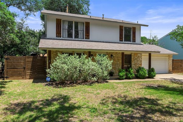 Attached, Backyard, Exterior, Facade, Split Level
