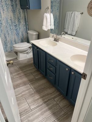 Bathroom, Dual Sink Vanities, Interior