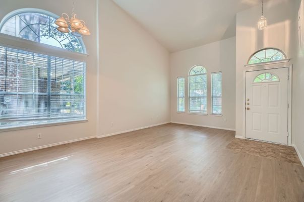 Empty room, Interior, Pendant Lights, Wood Texture Flooring