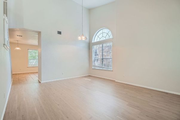 Empty room, Interior, Pendant Lights, Wood Texture Flooring