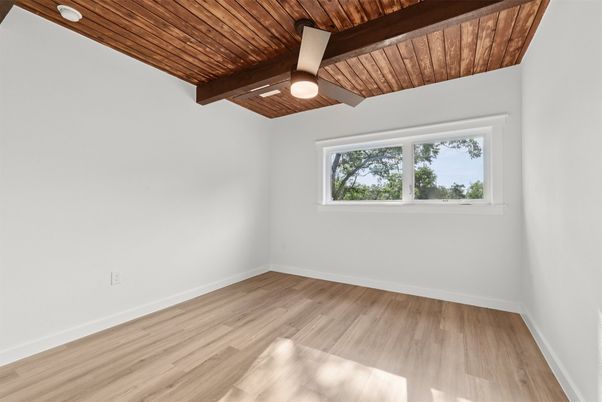 Empty room, Interior, Wooden Beams, Wooden Ceilings, Wood Texture Flooring