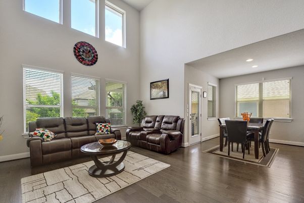 Dining room, Interior, Living room, Recessed Lighting, Wood Texture Flooring