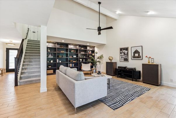 Interior, Living room, Recessed Lighting, Wood Texture Flooring