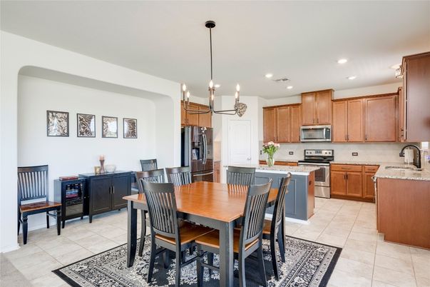 Dining room, Interior, Kitchen, Pendant Lights, Recessed Lighting, Stainless Steel Appliances
