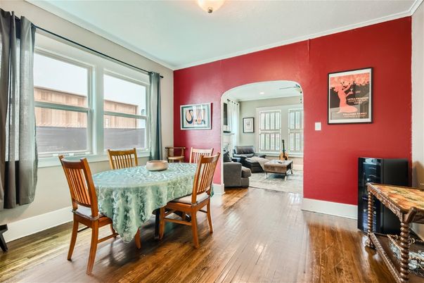 Dining room, Interior, Living room, Recessed Lighting, Wood Texture Flooring